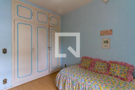 Casa à venda com 220m², 4 quartos e 3 vagasQuarto 2