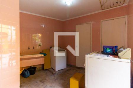 Casa à venda com 220m², 4 quartos e 3 vagasÁrea de Serviço