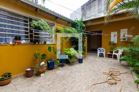 Casa à venda com 220m², 4 quartos e 3 vagasQuintal
