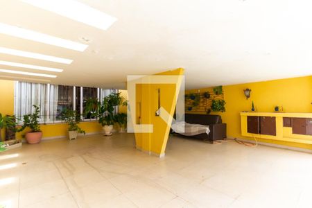 Casa à venda com 220m², 4 quartos e 3 vagasGaragem
