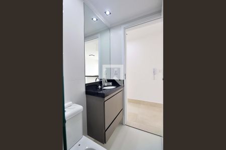 Apartamento à venda com 62m², 2 quartos e 2 vagasBanheiro Social