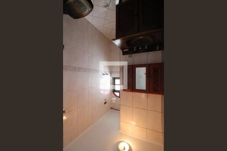 Casa para alugar com 250m², 4 quartos e 2 vagasBanheiro  