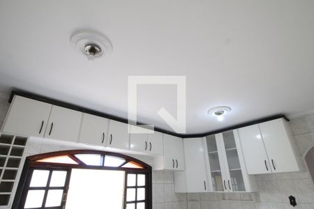 Casa para alugar com 250m², 4 quartos e 2 vagasCozinha - Armários