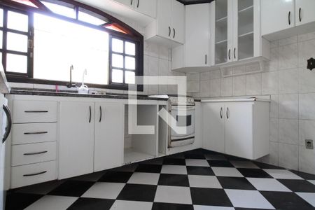 Casa para alugar com 250m², 4 quartos e 2 vagasCozinha - Armários