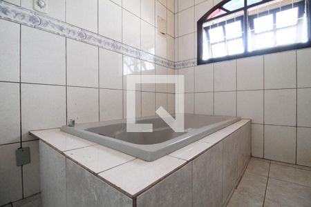 Casa para alugar com 250m², 4 quartos e 2 vagasBanheiro da Suíte