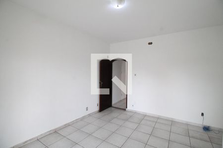 Quarto Suíte de casa para alugar com 4 quartos, 250m² em Jardim Cotinha, São Paulo