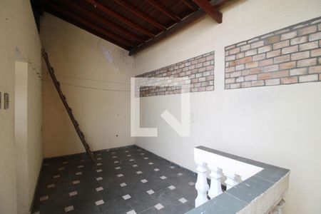 Casa para alugar com 250m², 4 quartos e 2 vagasQuintal