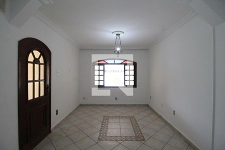 Sala   de casa para alugar com 4 quartos, 250m² em Jardim Cotinha, São Paulo
