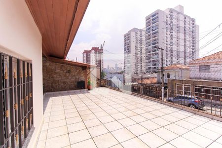 Casa à venda com 154m², 3 quartos e 4 vagas Casa à venda com 154m², 3 quartos e 4 vagasQuintal