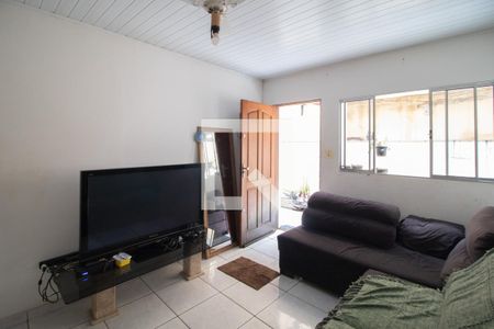 Sala de casa para alugar com 2 quartos, 336m² em Parque Edu Chaves, São Paulo