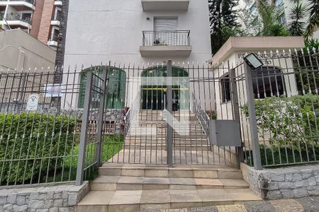 Apartamento à venda com 119m², 3 quartos e 3 vagasFachada