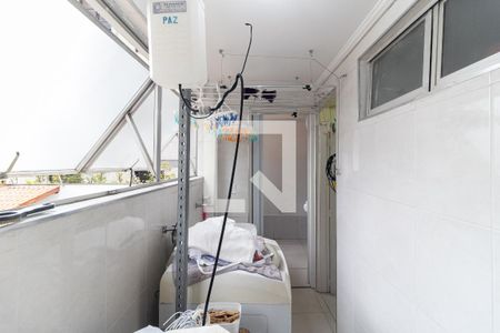 Apartamento à venda com 119m², 3 quartos e 3 vagasLavanderia