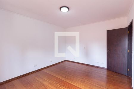 Casa à venda com 247m², 4 quartos e 3 vagasSuíte