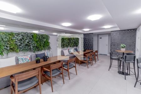 Apartamento para alugar com 42m², 1 quarto e sem vagaÁrea comum - Salão de festas