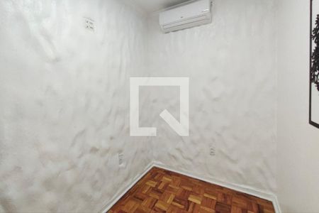 Casa para alugar com 295m², 4 quartos e 3 vagas Casa para alugar com 295m², 4 quartos e 3 vagasQuarto 1