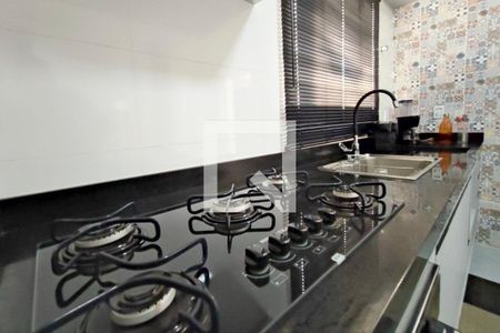Casa para alugar com 295m², 4 quartos e 3 vagas Casa para alugar com 295m², 4 quartos e 3 vagasCozinha