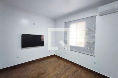 Casa para alugar com 295m², 4 quartos e 3 vagas Casa para alugar com 295m², 4 quartos e 3 vagasQuarto 2