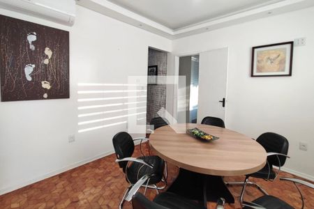 Casa para alugar com 295m², 4 quartos e 3 vagas Casa para alugar com 295m², 4 quartos e 3 vagasSala de Jantar