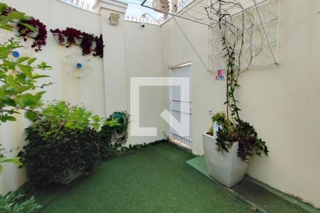 Casa para alugar com 295m², 4 quartos e 3 vagas Casa para alugar com 295m², 4 quartos e 3 vagasQuintal - Jardim