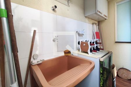 Casa para alugar com 295m², 4 quartos e 3 vagas Casa para alugar com 295m², 4 quartos e 3 vagasÁrea de Serviço
