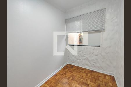Casa para alugar com 295m², 4 quartos e 3 vagas Casa para alugar com 295m², 4 quartos e 3 vagasQuarto 4