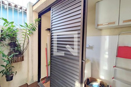 Casa para alugar com 295m², 4 quartos e 3 vagas Casa para alugar com 295m², 4 quartos e 3 vagasÁrea de Serviço