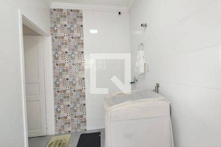Casa para alugar com 295m², 4 quartos e 3 vagas Casa para alugar com 295m², 4 quartos e 3 vagasÁrea de Serviço