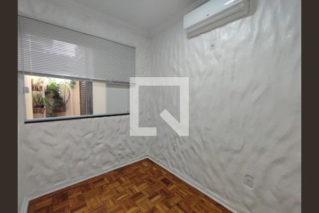 Casa para alugar com 295m², 4 quartos e 3 vagas Casa para alugar com 295m², 4 quartos e 3 vagasQuarto 4
