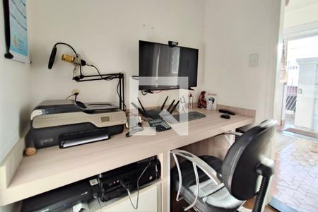 Casa para alugar com 295m², 4 quartos e 3 vagas Casa para alugar com 295m², 4 quartos e 3 vagasEscritório