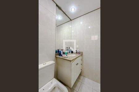 Apartamento à venda com 78m², 2 quartos e 2 vagas Apartamento à venda com 78m², 2 quartos e 2 vagasBanheiro