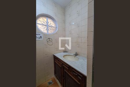 Lavabo de casa para alugar com 2 quartos, 180m² em Madureira, Rio de Janeiro