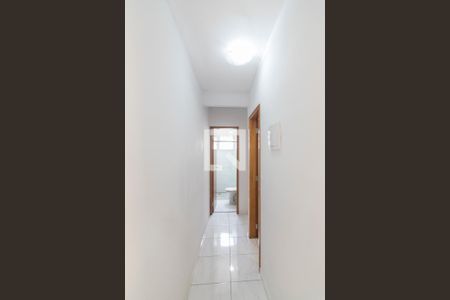 Corredor de apartamento à venda com 2 quartos, 47m² em Jardim Stetel, Santo André