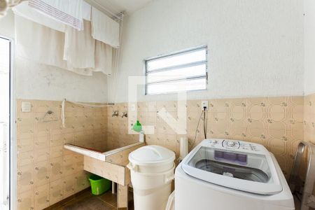 Casa para alugar com 320m², 3 quartos e 6 vagasÁrea de serviço