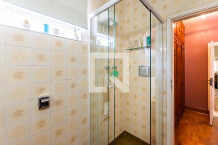 Casa para alugar com 320m², 3 quartos e 6 vagasBanheiro suíte