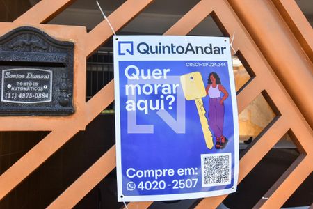 Casa à venda com 170m², 4 quartos e 2 vagasFachada