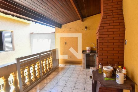 Casa à venda com 170m², 4 quartos e 2 vagasChurrasqueira