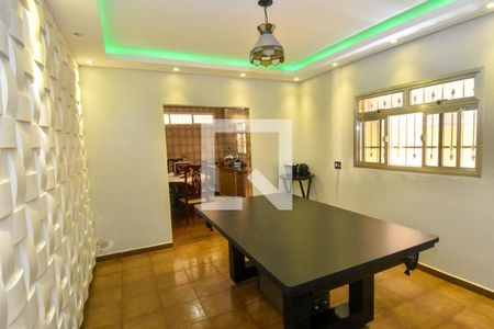 Casa à venda com 170m², 4 quartos e 2 vagasCopa