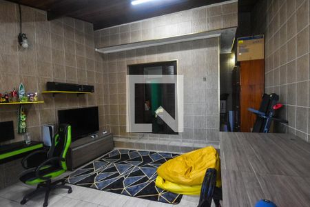 Casa à venda com 170m², 4 quartos e 2 vagasEscritório