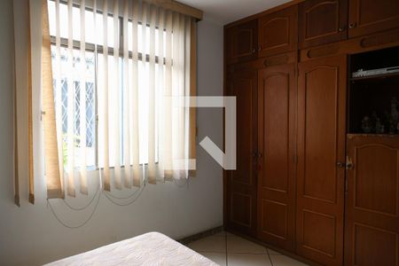 Suíte de casa à venda com 3 quartos, 232m² em Alípio de Melo, Belo Horizonte