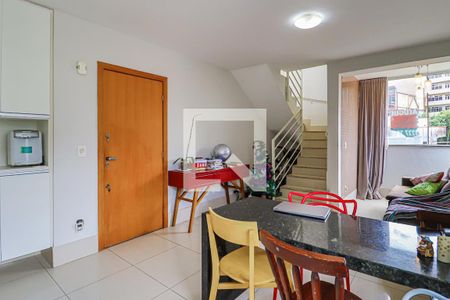 Sala de apartamento à venda com 2 quartos, 120m² em Cruzeiro, Belo Horizonte