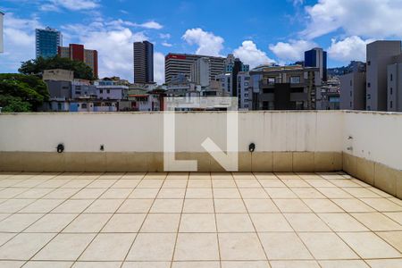 Apartamento à venda com 120m², 2 quartos e 2 vagasCobertura - Área Externa