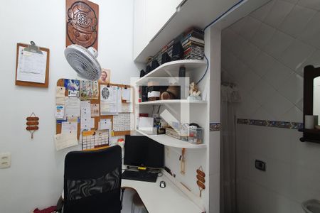 Quarto e banheiro de Serviço de apartamento à venda com 3 quartos, 100m² em Tijuca, Rio de Janeiro