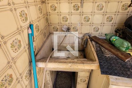 Casa à venda com 150m², 3 quartos e 2 vagas Casa à venda com 150m², 3 quartos e 2 vagasÁrea de Serviço/Quintal