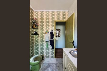 Casa à venda com 150m², 3 quartos e 2 vagas Casa à venda com 150m², 3 quartos e 2 vagasBanheiro Social