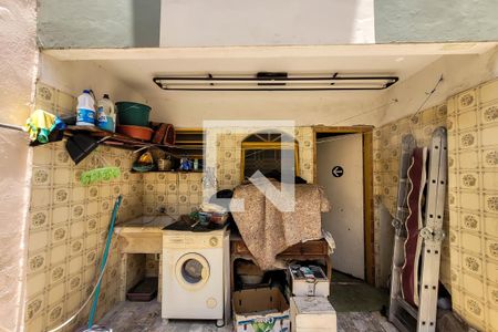 Casa à venda com 150m², 3 quartos e 2 vagas Casa à venda com 150m², 3 quartos e 2 vagasÁrea de Serviço/Quintal