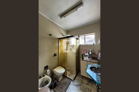 Casa à venda com 150m², 3 quartos e 2 vagas Casa à venda com 150m², 3 quartos e 2 vagasBanheiro Quarto 3 - Suíte