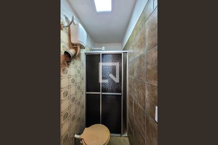 Casa à venda com 150m², 3 quartos e 2 vagas Casa à venda com 150m², 3 quartos e 2 vagasBanheiro de serviço