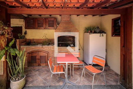 Casa à venda com 400m², 3 quartos e 2 vagasChurrasqueira