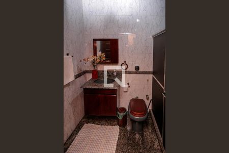 Casa à venda com 400m², 3 quartos e 2 vagasBanheiro 1