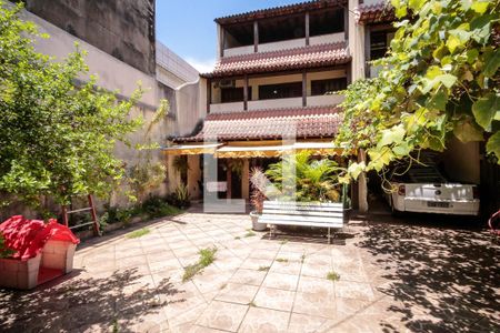 Casa à venda com 400m², 3 quartos e 2 vagasQuintal